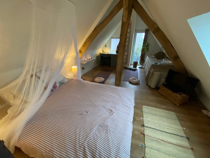 საძინებელი 1