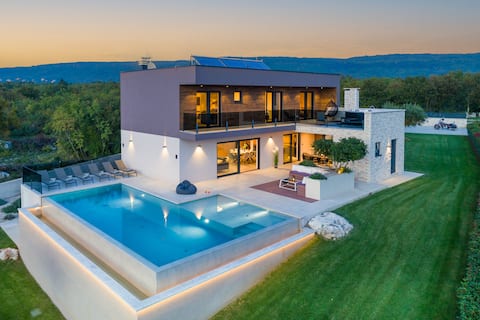 Villa Memory - luxury villa with a stunning sea view