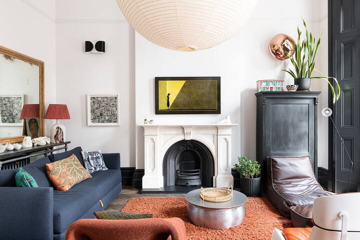 The Bengal Tiger – 2 BR with Patio in Notting Hill gallery image 4