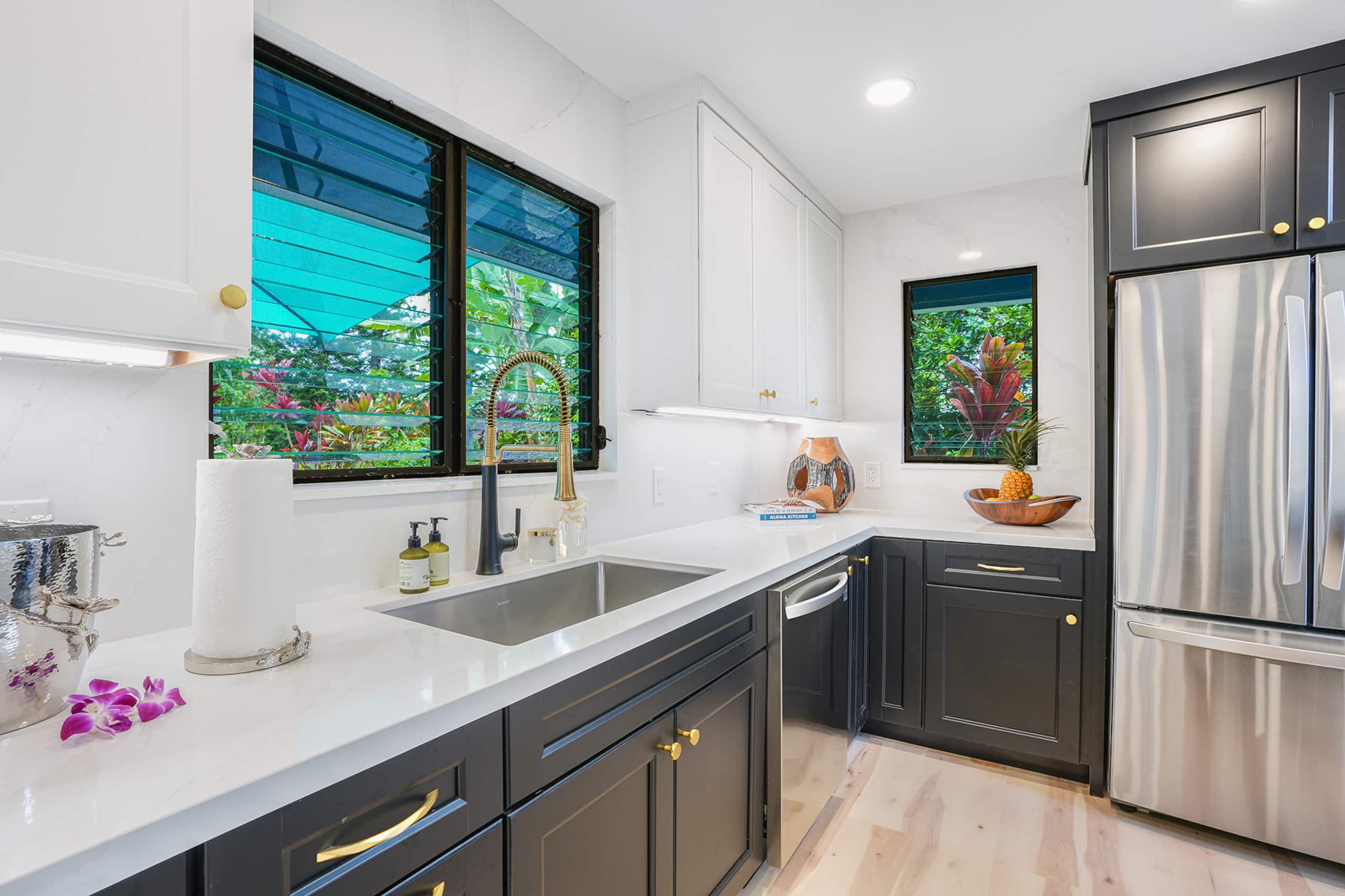 Home in Princeville · ★4.99 · 3 bedrooms · 4 beds · 2.5 baths - Image 11