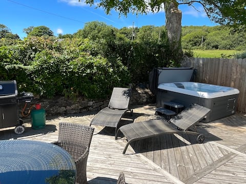 Karnak - Abersoch. Within the grounds of Ty Mawr