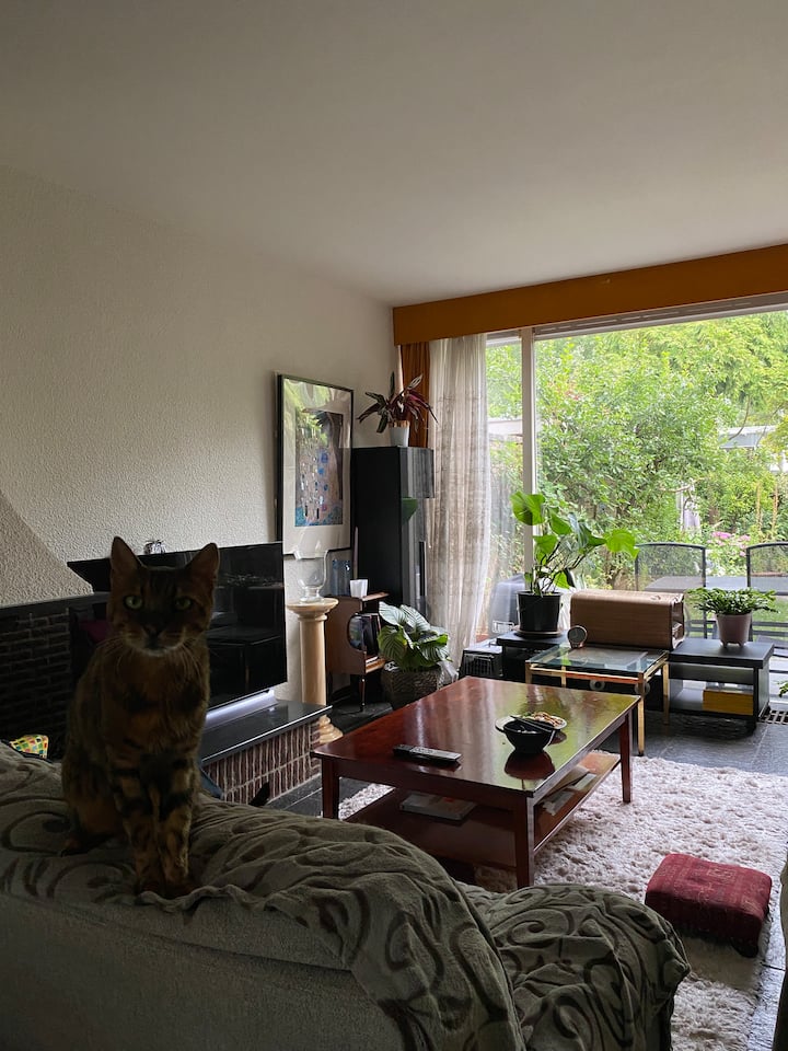 Spacious & Private Room, Ensuite Bathroom - Rotterdam