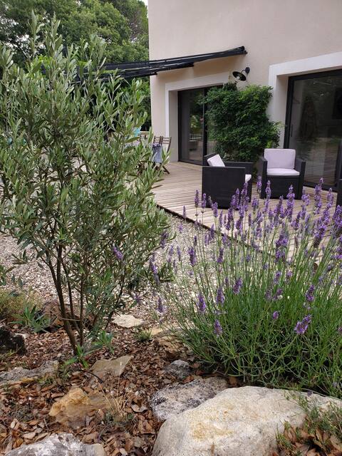 "Au Jas" Comfortable accommodation in Drôme Provençale