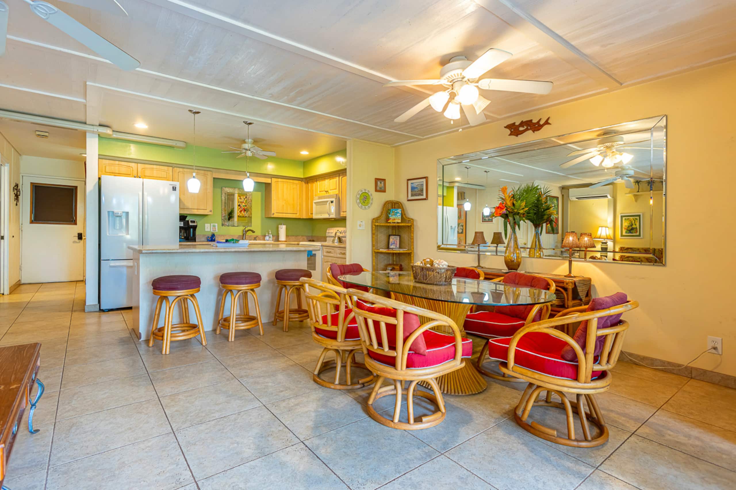 Condo in Kihei · ★4.42 · 2 bedrooms · 3 beds · 1 private bath - Image 11