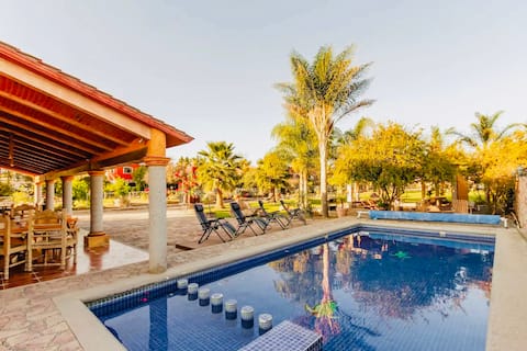 The Best House with a Jacuzzi Pool and a Huge Garden