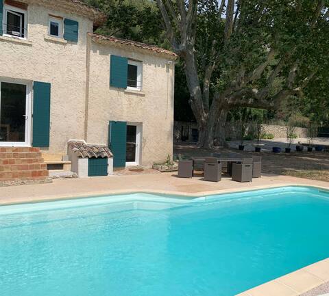 Moulin de Roquefavour Farmhouse