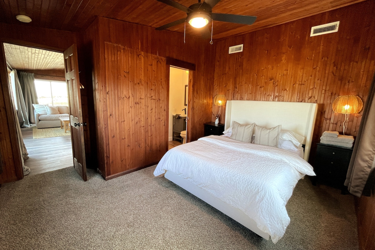 غرفة النوم الرئيسية