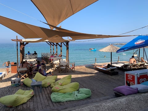 Blue Flag Award Winning Beach: Home 1