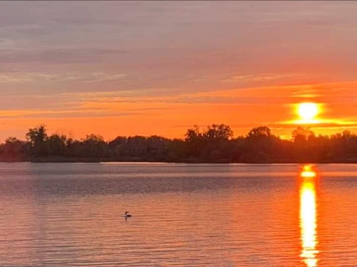 Waterfront Cottage in Beautiful Westport Cottages for Rent in