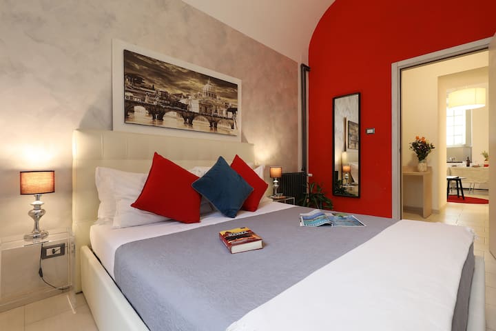 Grand Tour Vatican Apartment