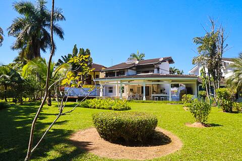 Fabulous House in the Costa Verde Tabatinga Condominium