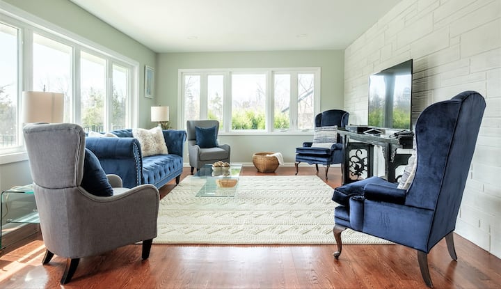 2-acre Highland Park Retreat With Heated Pool ~ 5* - Highland Park, IL