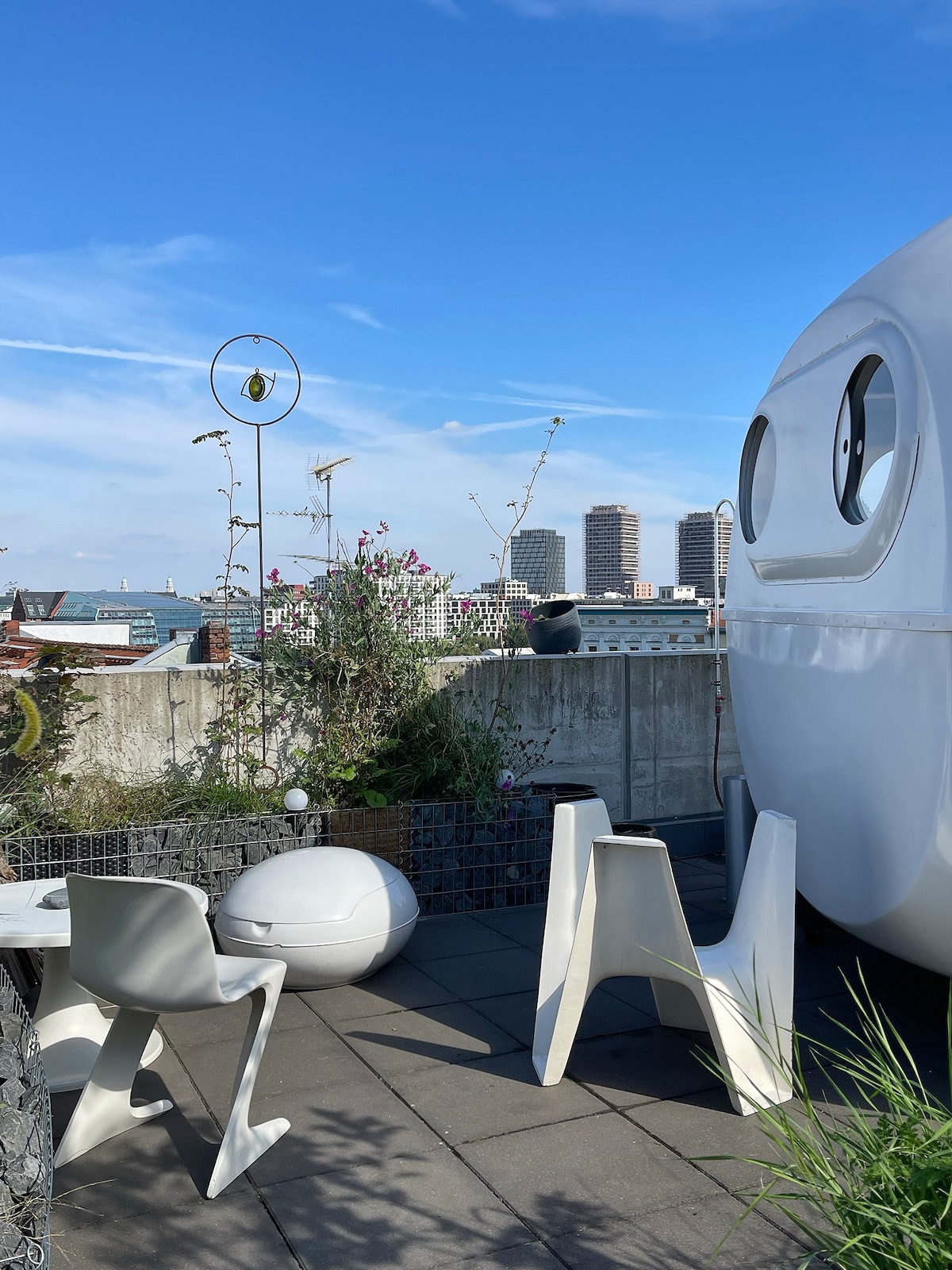 Beliebte Airbnb-Anzeige: operation BANGA in Mitte