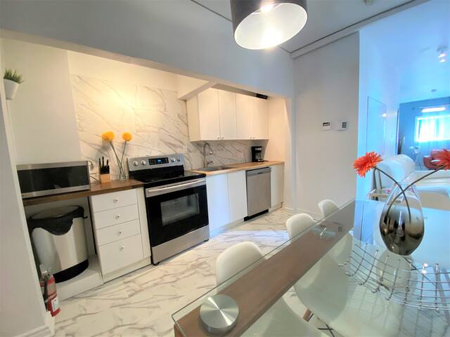 B23~17Bed/Sofabed+Terrace+FreeParking~100WalkScore gallery image 4