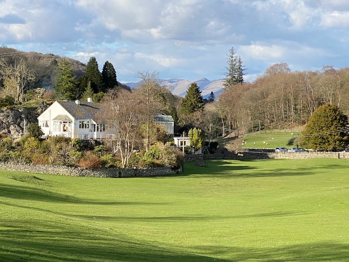 Karenwood Near Lake Windermere - Cartmel