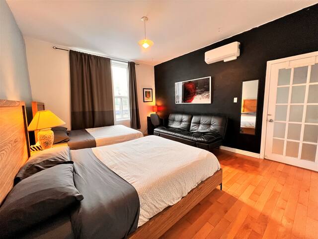 A2~Free parking+Terrace+8 bed/sofabed~100WalkScore gallery image 4