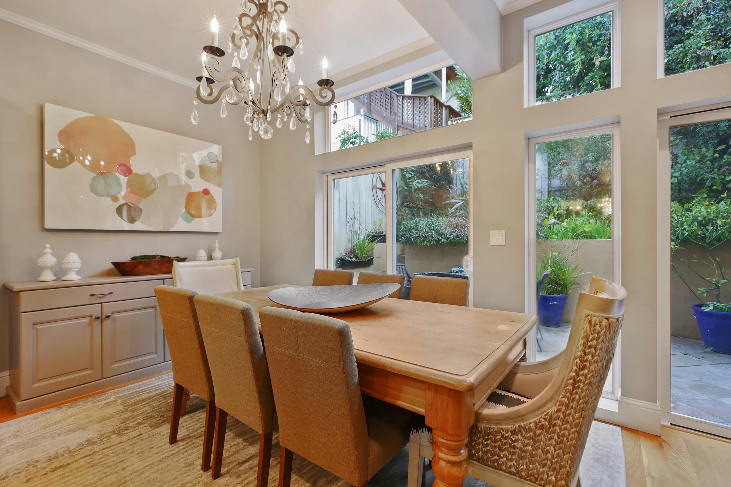 Home in San Francisco · ★4.96 · 6 bedrooms · 10 beds · 4 baths - Image 14