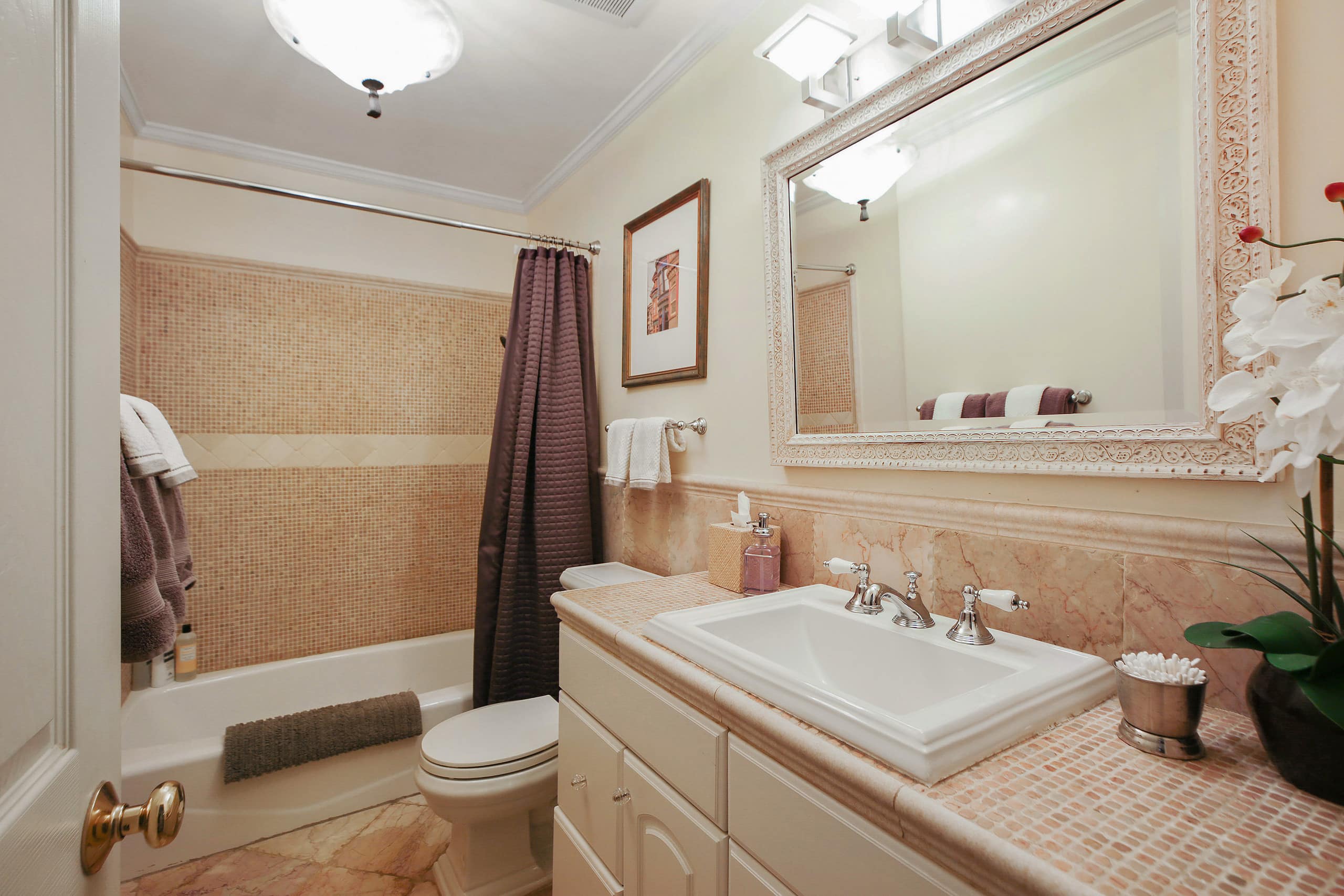Home in San Francisco · ★4.96 · 6 bedrooms · 10 beds · 4 baths - Image 35