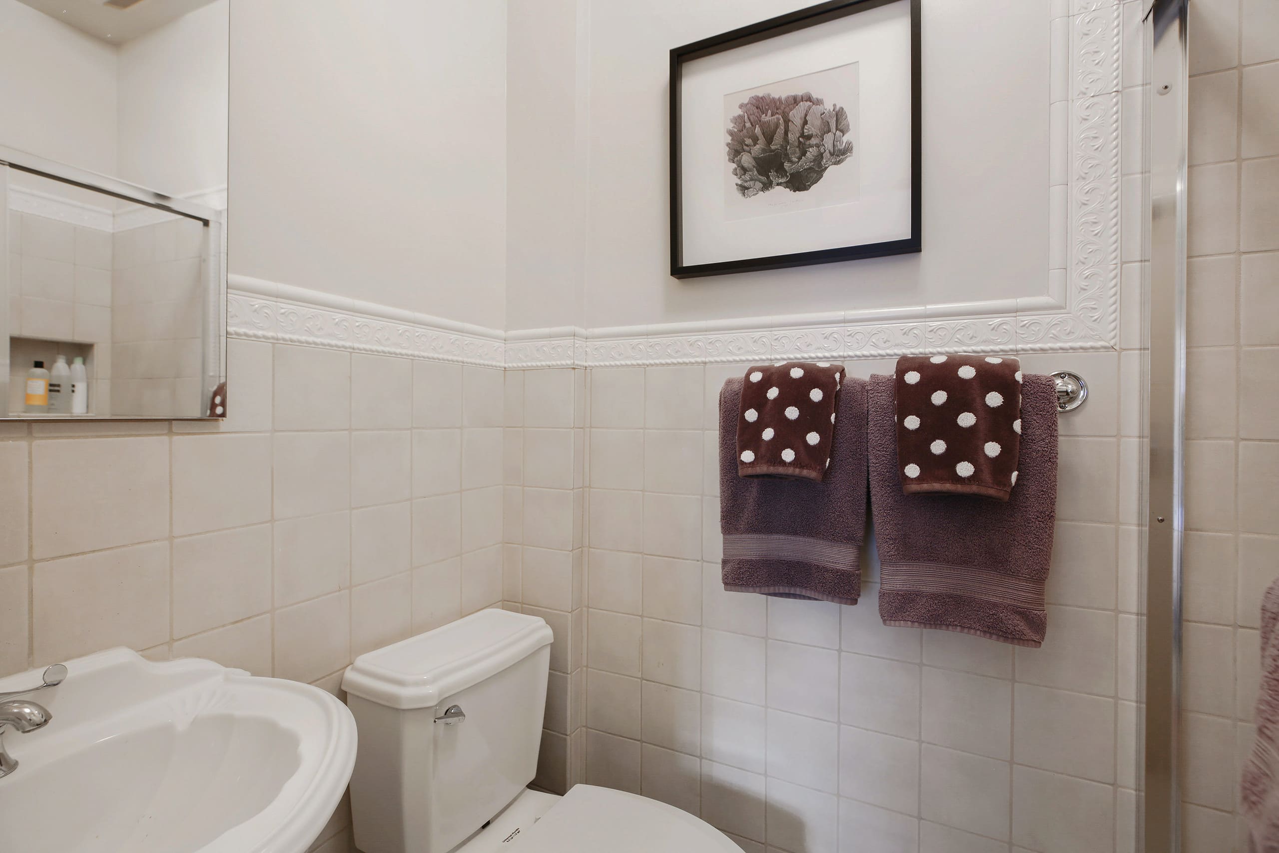 Home in San Francisco · ★4.96 · 6 bedrooms · 10 beds · 4 baths - Image 36