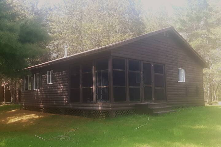 Entire Private 11 acre island with 5 cottages. gallery image 4