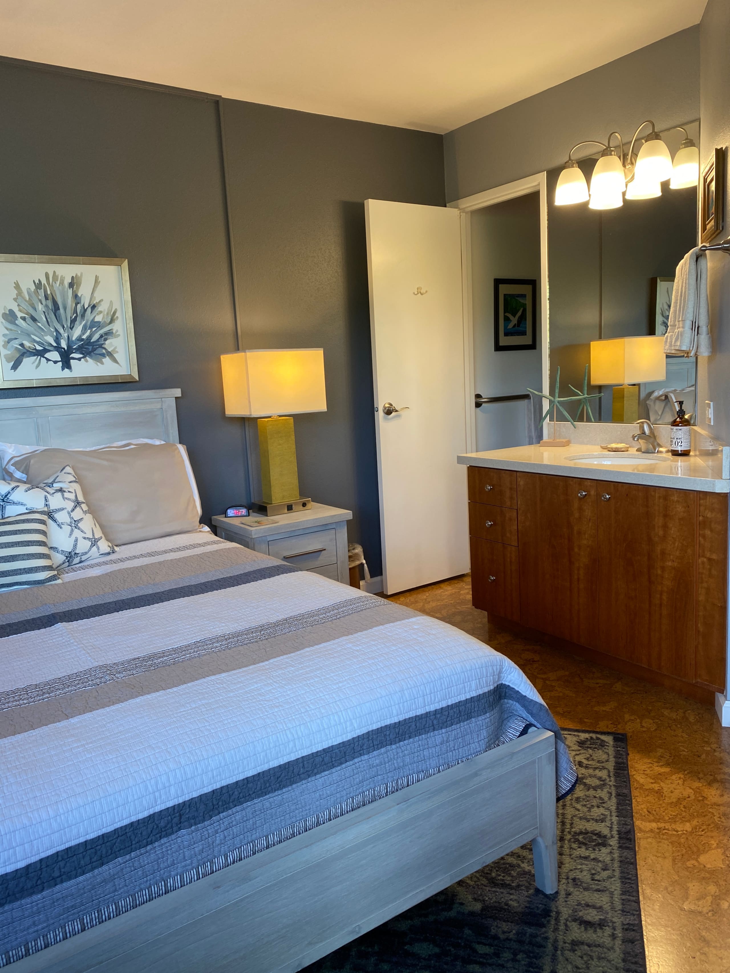 Condo in Kihei · ★4.99 · 1 bedroom · 2 beds · 2 private baths - Image 31