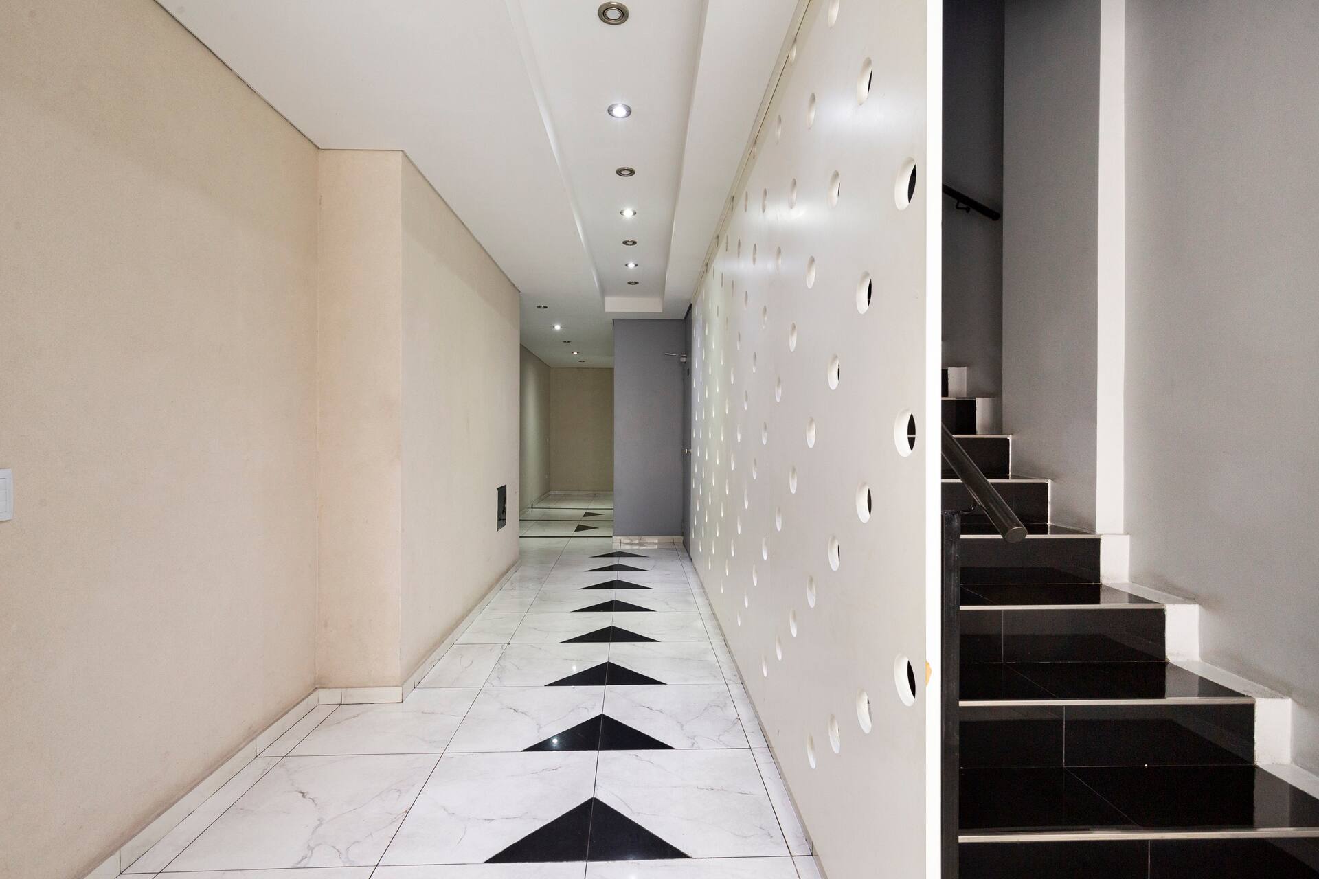 Studio apartment in Recoleta with balcony
