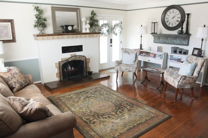 The Honeybee Inn:  A Historic Downtown Oasis - Vernal, UT