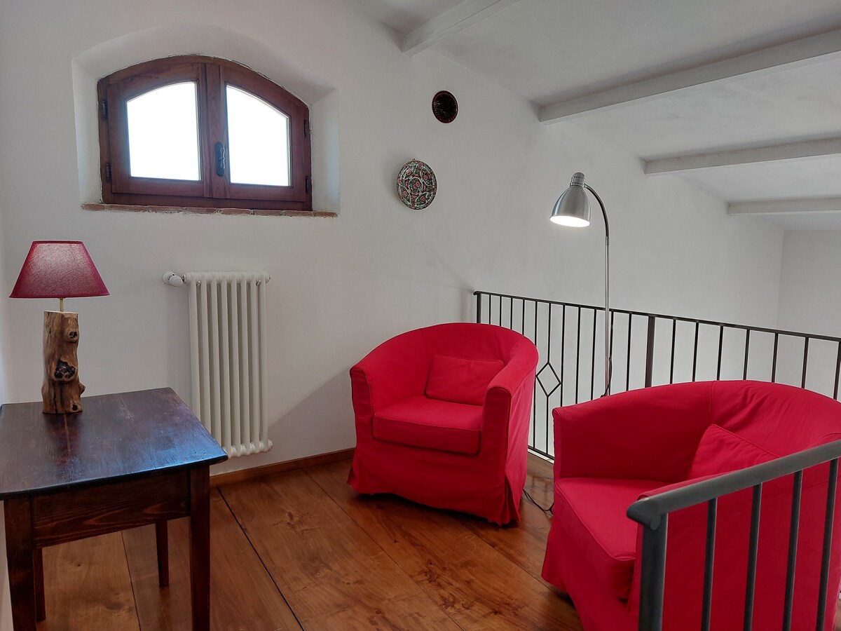 Top Airbnb: Farmhouse with swimming pool, MARA apartment a Siena