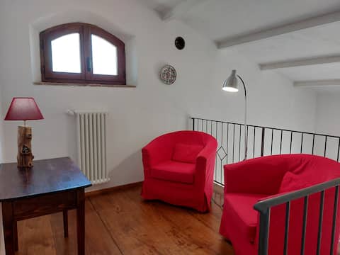 Top Airbnb: Farmhouse with swimming pool, MARA apartment a Siena