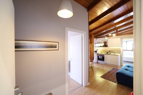 2BR LOFT w/Patio & Tub | Self Check-In @New Bazaar