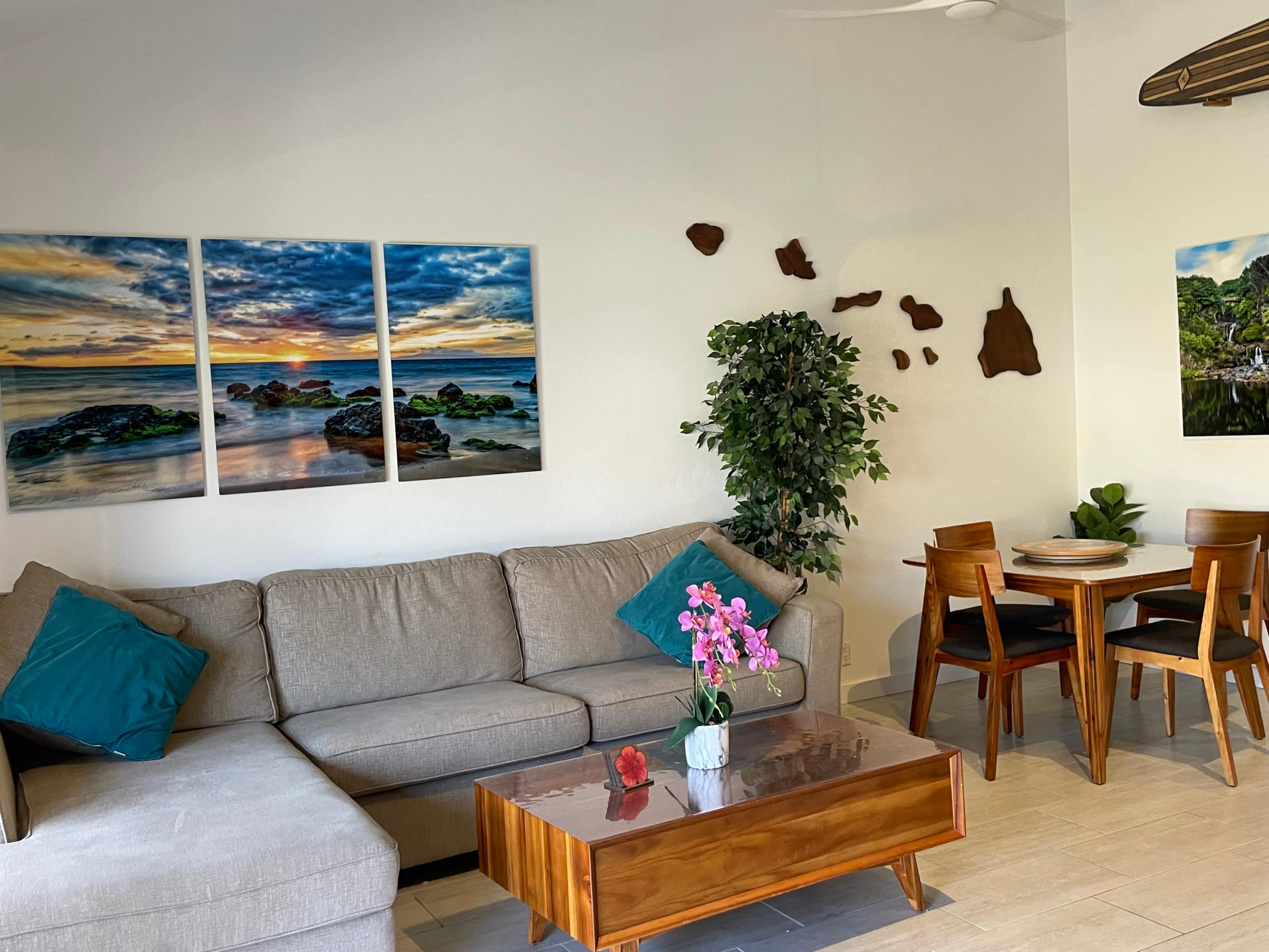 Condo in Kihei · ★4.9 · 2 bedrooms · 3 beds · 2 private baths - Image 14