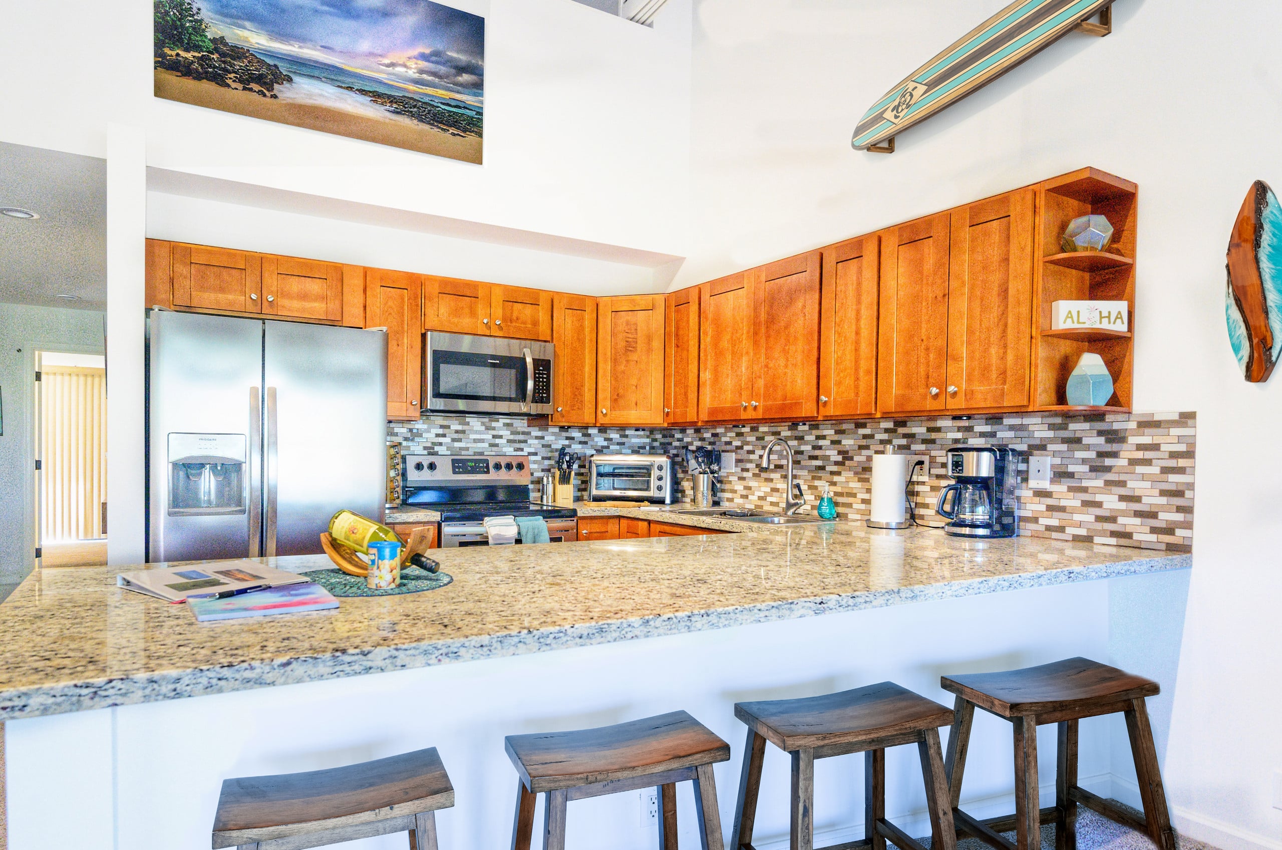 Condo in Kihei · ★4.9 · 2 bedrooms · 3 beds · 2 private baths - Image 2
