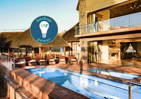 Zebula 8 Bedroom Lodge IV1