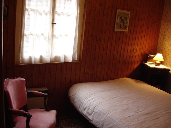 卧室3张双人床1.40米