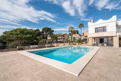 Oceanfront house in Tarragona city