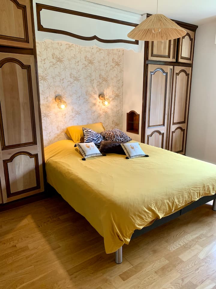 Chumba cha kulala cha 1 kwenye ghorofa ya chini, katika chumba cha kulala