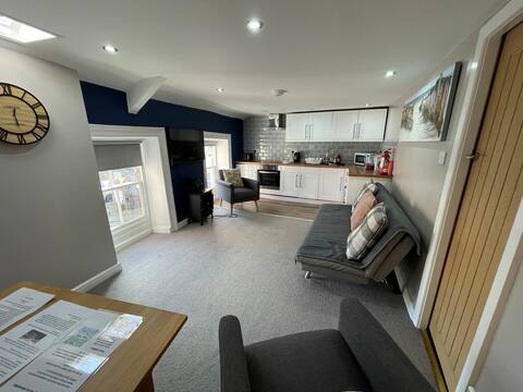 Successful Airbnb property: Cosy Cobbles in Loftus