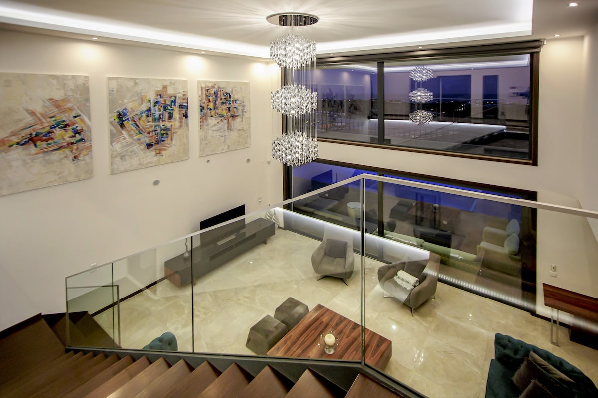 Luxury Modern Villa Águia Mar Stunning Sea View 3