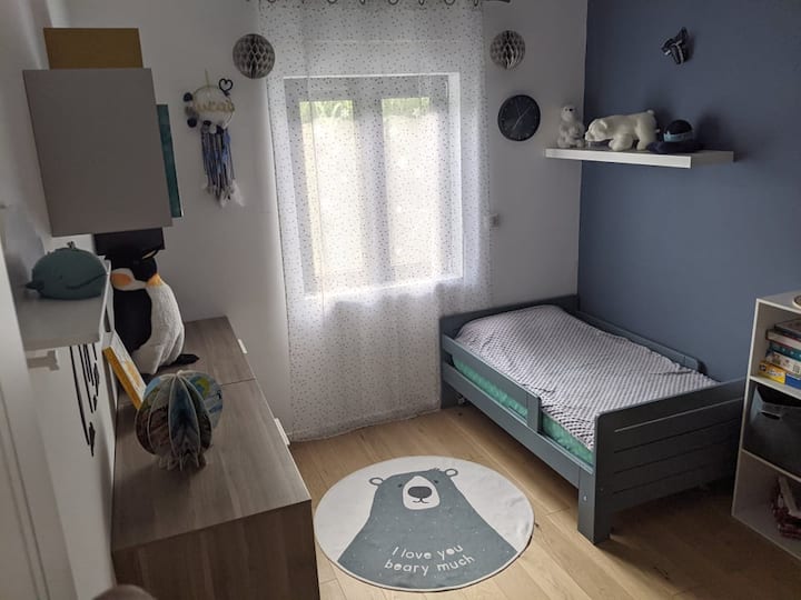 Spálňa 3 lôžka 90 x 200  