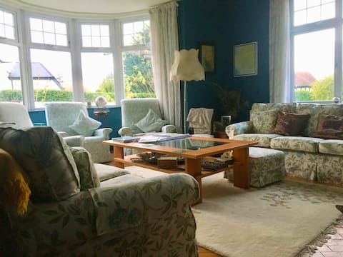 Twin Room in Dalkey priced per person