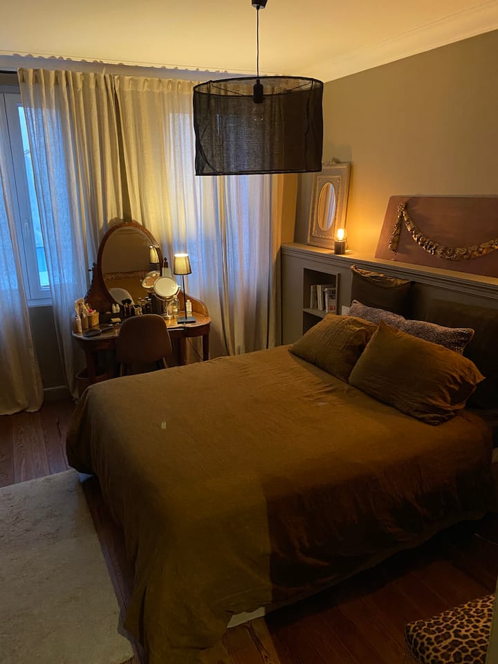 Habitación con aire acondicionado el día 1.