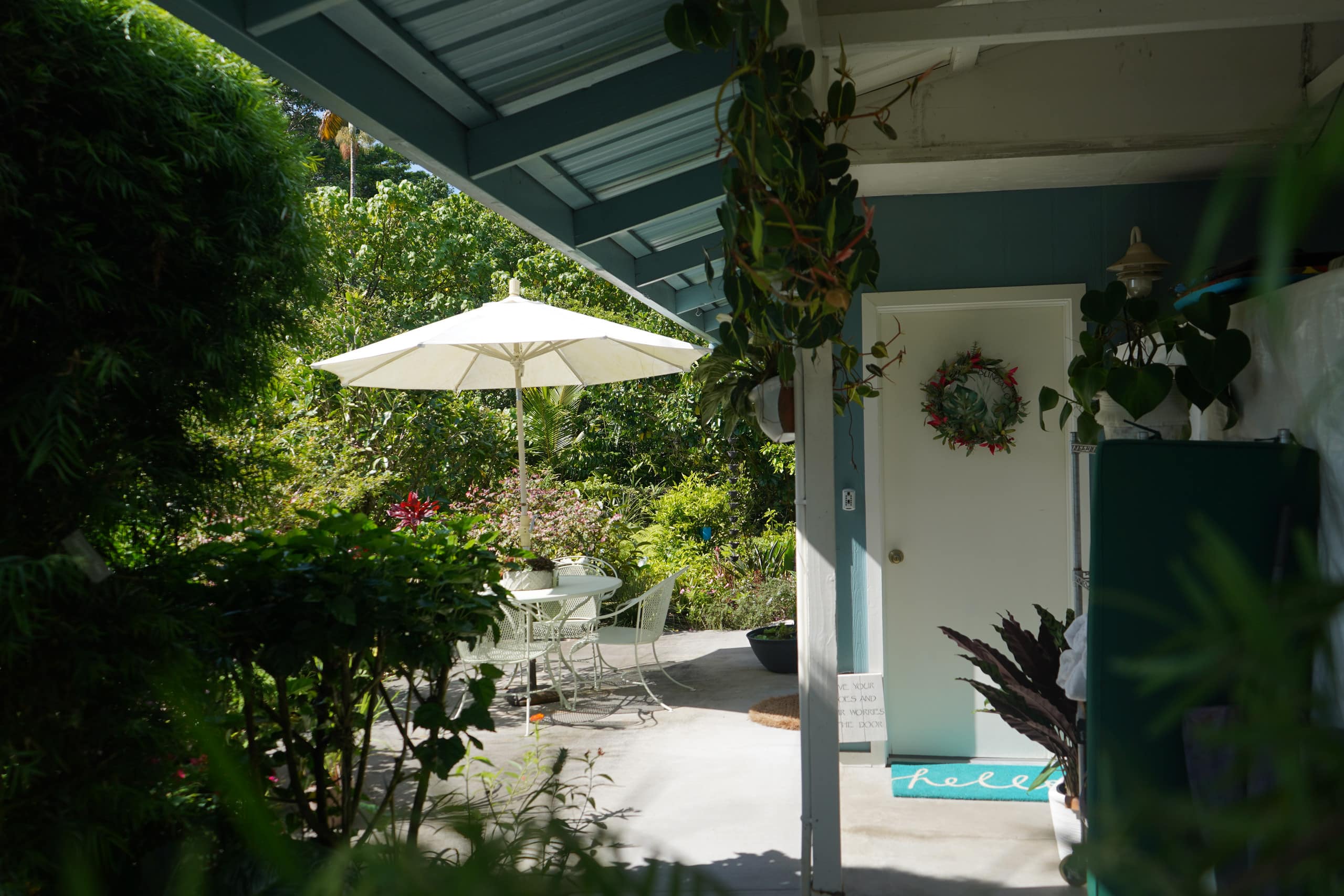 Guesthouse in Keaau · ★4.98 · 1 bedroom · 2 beds · 1 private bath - Image 24