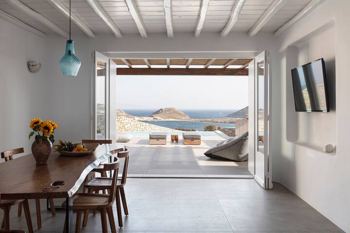 Lydia 2′ walk to the beach by Red Windmill Villas gallery image 4