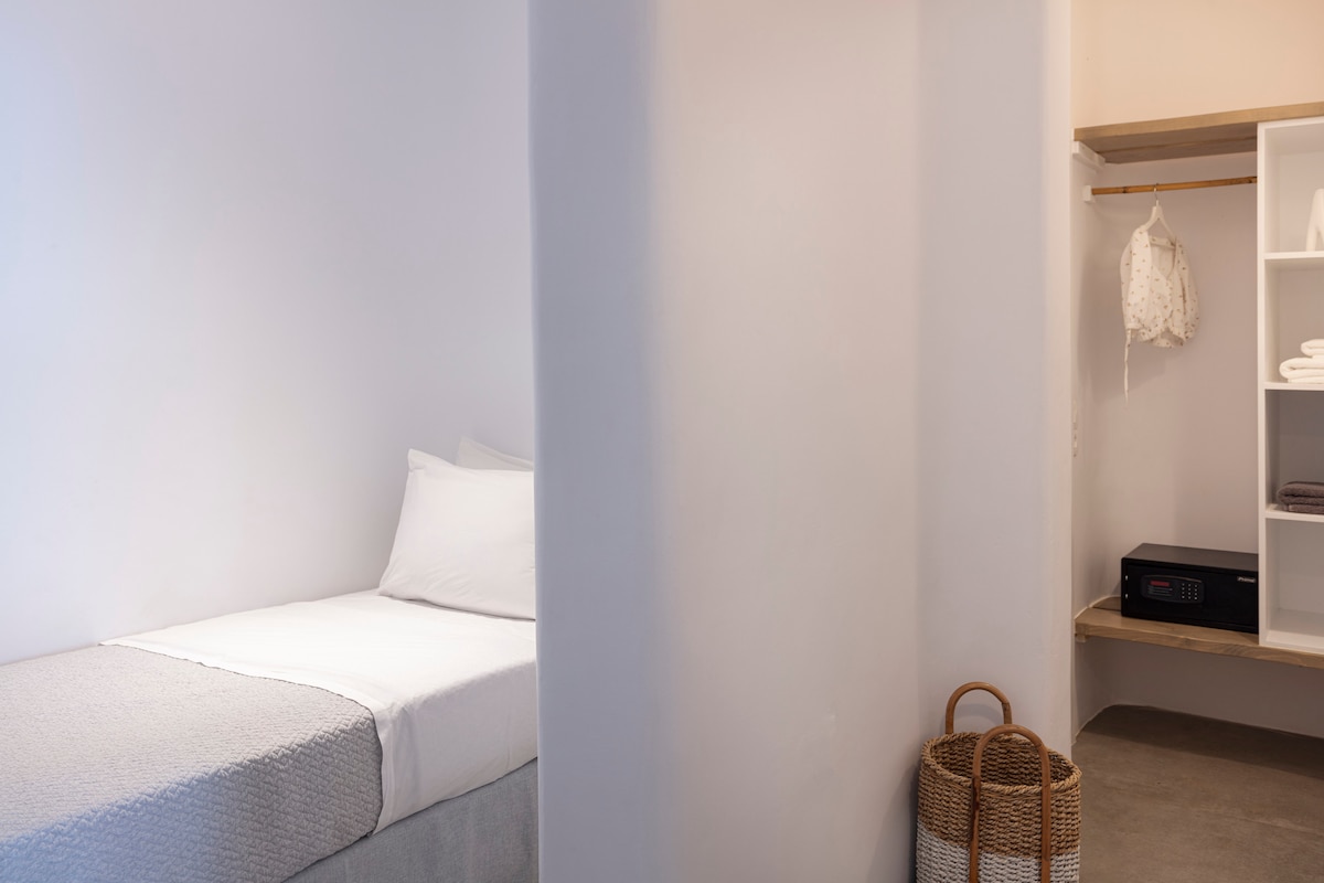 Our staff room with private bathroom. 