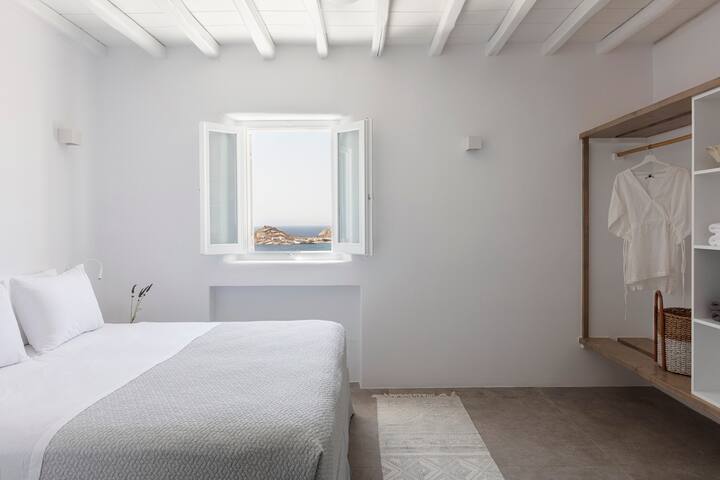 Lydia 2′ walk to the beach by Red Windmill Villas