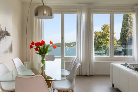 Deluxe View Apartment