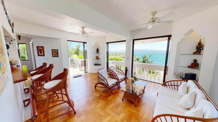  Sala con vista al mar 