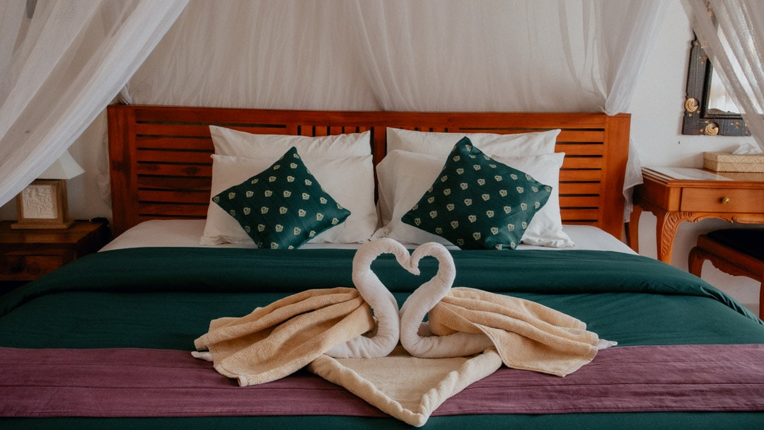 ห้องดีลักซ์ (เตียงคู่ + เตียงเดี่ยว) พร้อมห้องน้ำส่วนตัว 