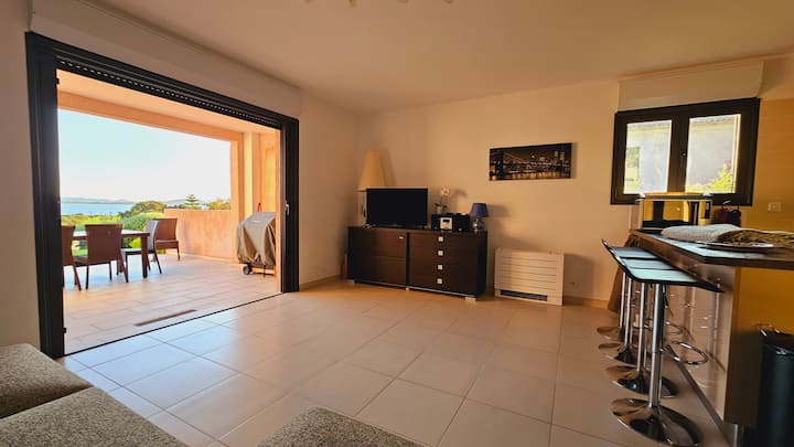 ห้องนั่งเล่นจากโซฟา