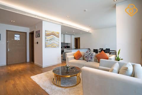 Top Airbnb: Amazing 2 B/R City Walk few minutes to Dubai Mall in Al Wasl
